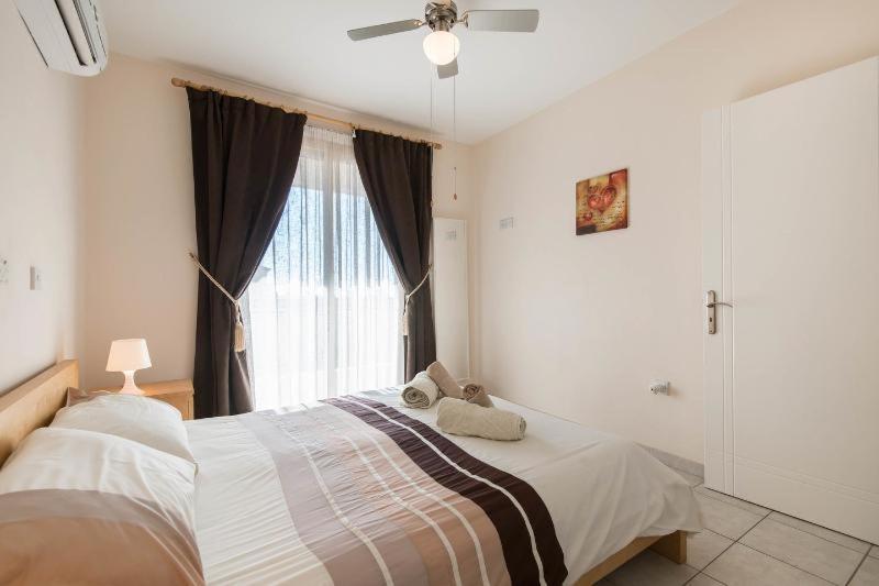 Royal Seacrest Appartement Paphos Buitenkant foto